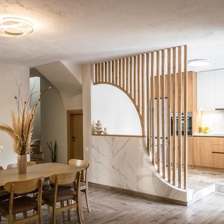 Niriides Luxury Villas Χερσόνησος Εξωτερικό φωτογραφία