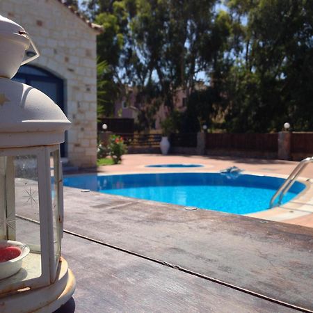 Niriides Luxury Villas Χερσόνησος Εξωτερικό φωτογραφία